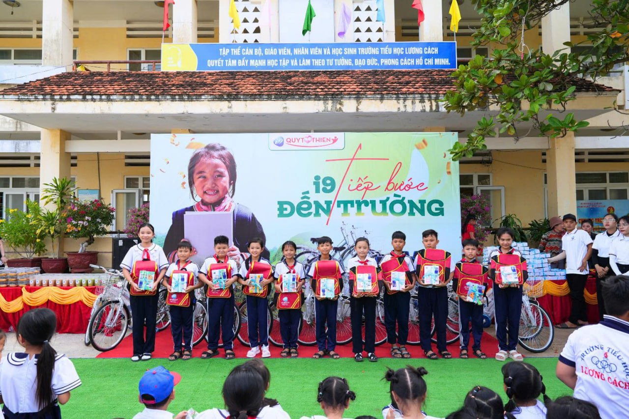 Hình ảnh các sự kiện đặc biệt và quà tặng sinh nhật tại 66b